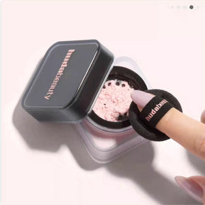 Huda Easy Bake Long-Lasting Loose Setting Powder