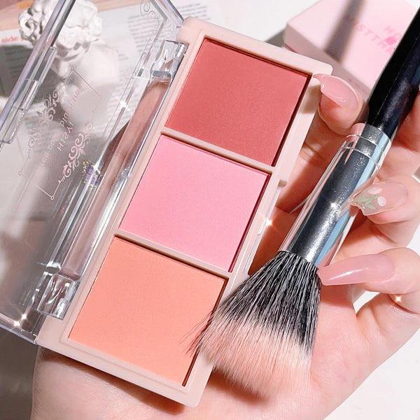 HISYI Three-Color Natural Blush – Matte & Long-Lasting