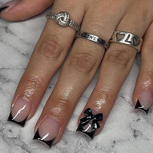 24PCS Halloween Mummy Design Fake Nails Short Square Fake Nails Cute Pressing Nails Full Coverage Halloween Nails