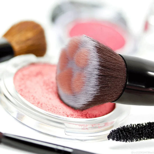 Cat’s Claw Multifunctional Makeup Brush – Foundation & Blush