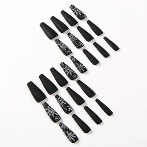 24pcs Black premium fake nails Simple white snowflakes Middle ladder Fully covered fake nails Christmas artificial false nails