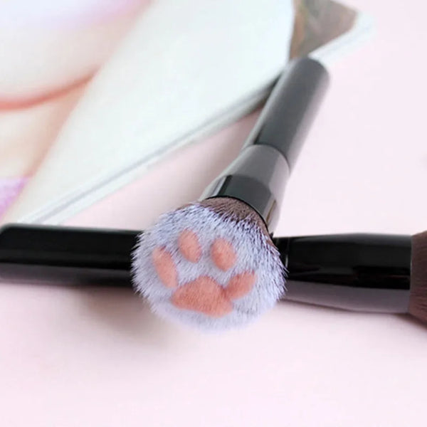 Cat’s Claw Multifunctional Makeup Brush – Foundation & Blush
