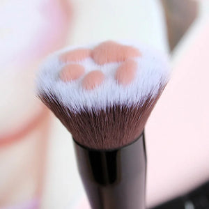 Cat’s Claw Multifunctional Makeup Brush – Foundation & Blush